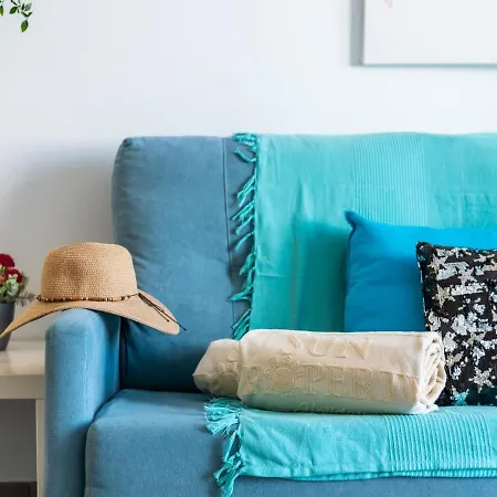 B16 Windsor Park, Exclusive Sea View, Heated Pool Apartmán