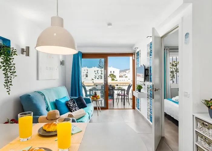 B16 Windsor Park, Exclusive Sea View, Heated Pool Апартаменти *