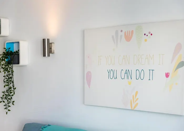 B16 Windsor Park, Exclusive Sea View, Heated Pool Апартаменти Адехе