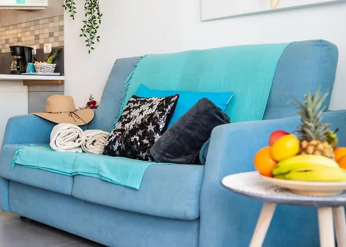 B16 Windsor Park, Exclusive Sea View, Heated Pool Апартаменти Адехе