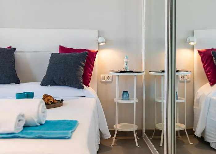 B16 Windsor Park, Exclusive Sea View, Heated Pool *