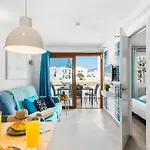 Appartamento B16 Windsor Park, Exclusive Sea View, Heated Pool