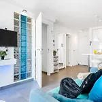 Appartamento B16 Windsor Park, Exclusive Sea View, Heated Pool