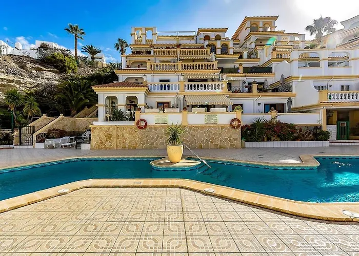 Appartement B16 Windsor Park, Exclusive Sea View, Heated Pool Costa Adeje (Tenerife)