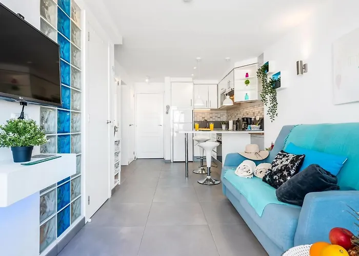 B16 Windsor Park, Exclusive Sea View, Heated Pool Lejlighed