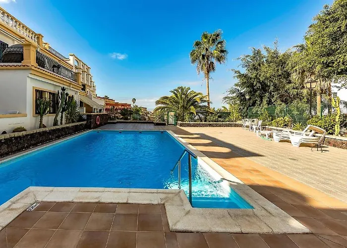 Lejlighed B16 Windsor Park, Exclusive Sea View, Heated Pool *